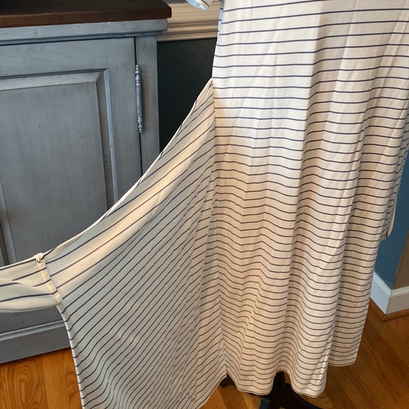 Ann Taylor faux wrap dress - Picture 2 of 5